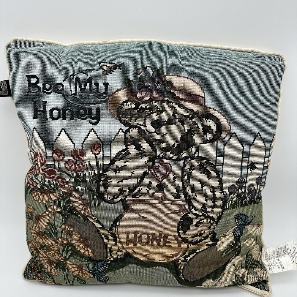 Vintage Reed Bee My Honey Tapestry Accent Throw Pillow EUC Cottagecore
